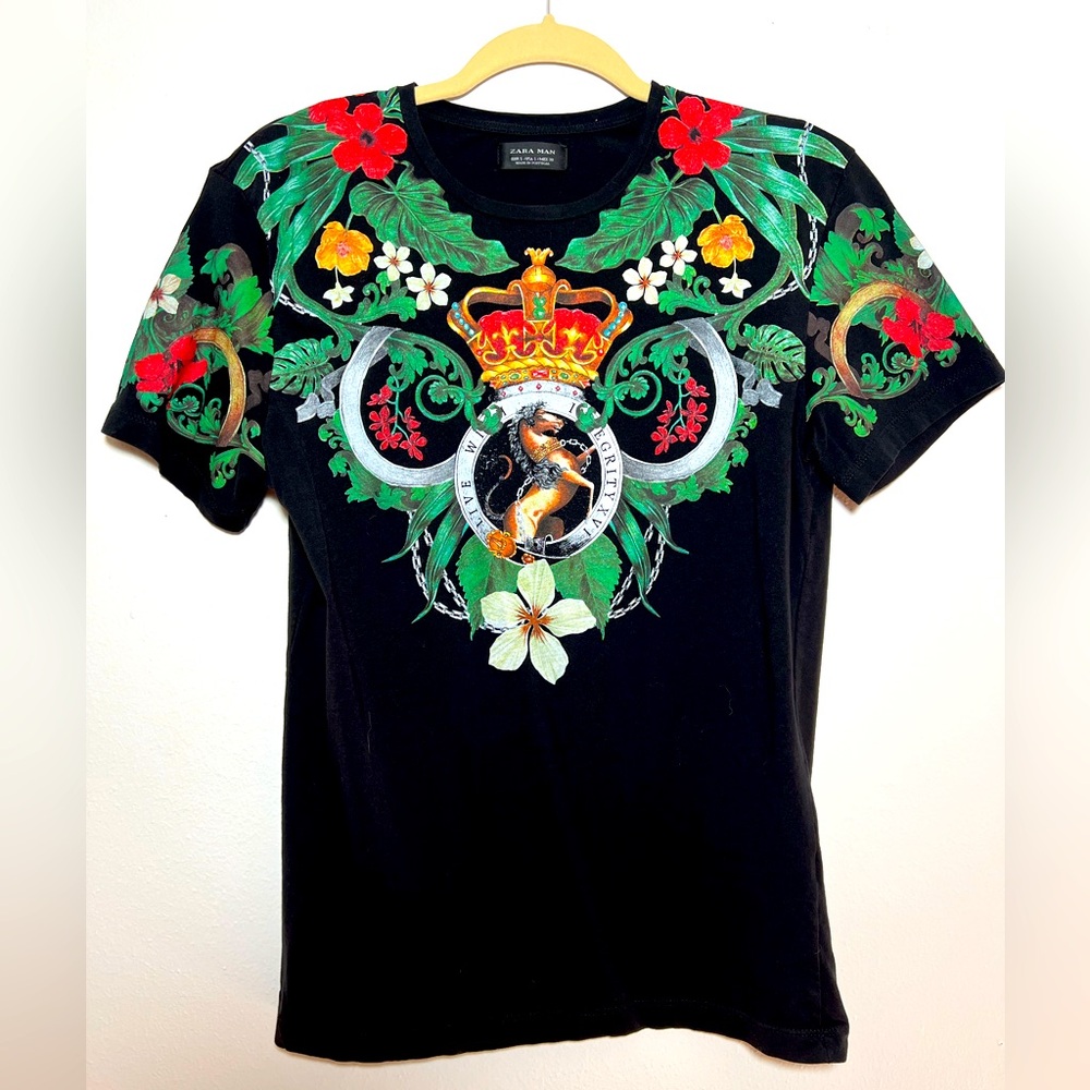 Zara Man graphic printed Tee size small
